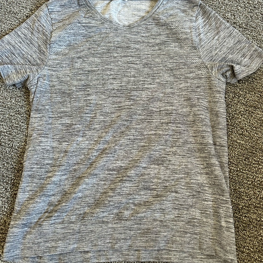 Athleta Heather Gray Short Sleeve Tee